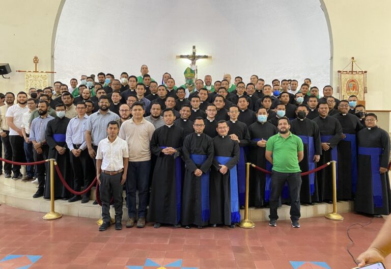 seminaristas arquidiócesis Managua