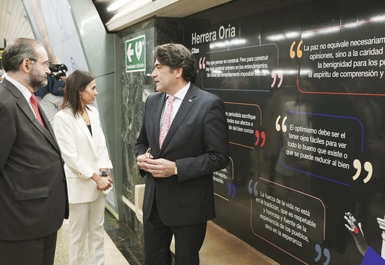 La Comunidad de Madrid homenajea a Herrera Oria en el metro