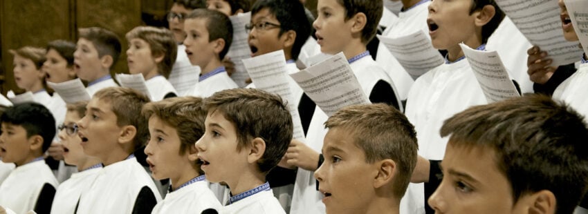 Montserrat canta con M de mujer