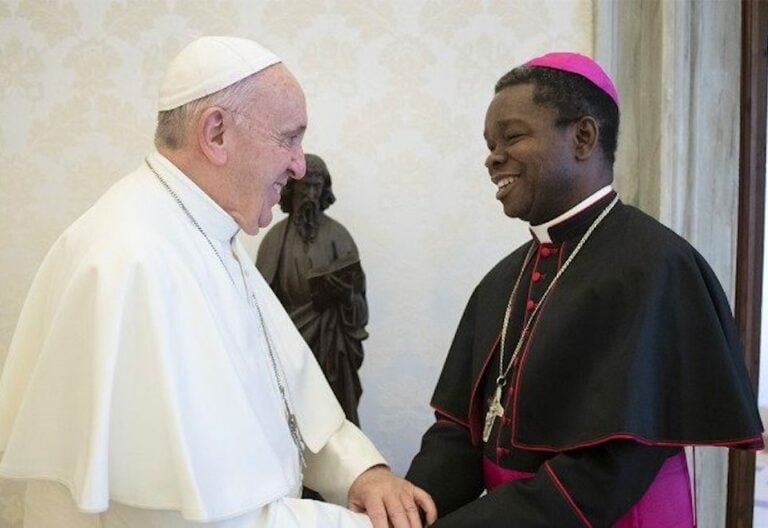 El nuevo secretario del dicasterio para la Evangelización se estrena con recado a la Iglesia