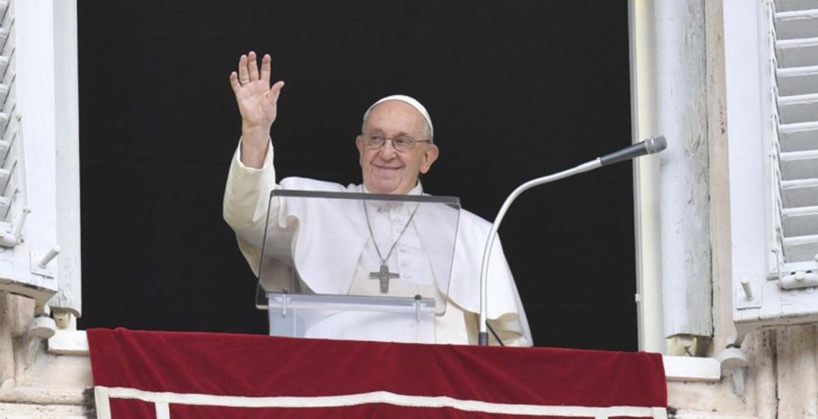 Papa Francisco Angelus Saludo