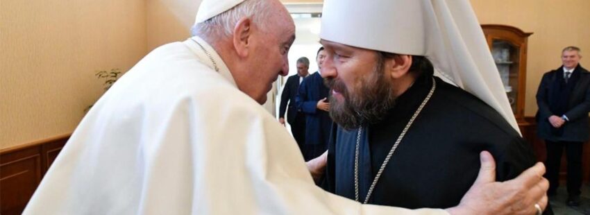 Budapest acoge el abrazo entre Francisco y el metropolita Hilarión