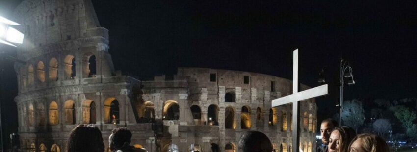 El Papa no estará en el viacrucis del Coliseo por culpa del “intenso frío”