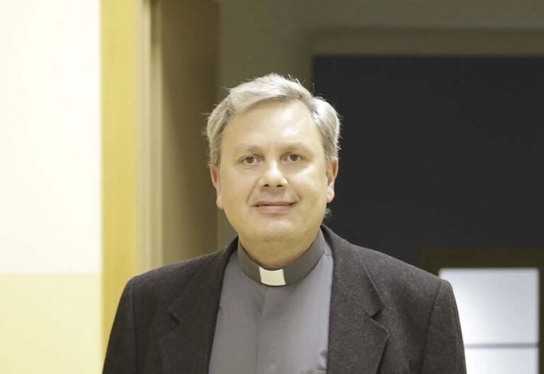 Eduardo Toraño: “El Espíritu toca lo más íntimo y profundo de la persona, sana de raíz y