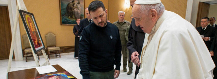 Zelenski tras su reunión con Francisco: “No necesitamos mediadores entre Ucrania y el agresor”
