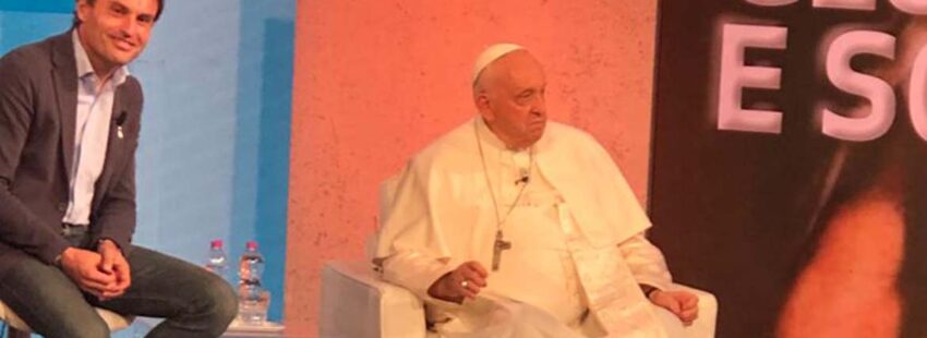 Francisco retoma su intensa agenda superada la fiebre