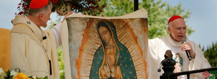 cardenales Cupich y Aguiar