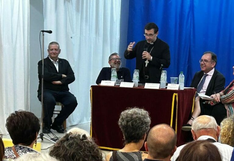 José Cobo: “Mirar la vida desde la prisión es Evangelio puro”