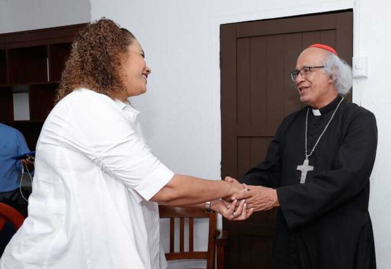 cardenal Brenes y alcaldesa de Managua