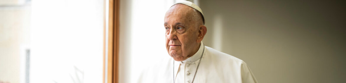 El papa Francisco, en el encuentro con Vida Nueva