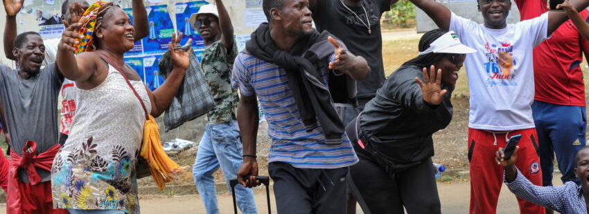 El pueblo de Gabón celebra la caída de Alí Bongo