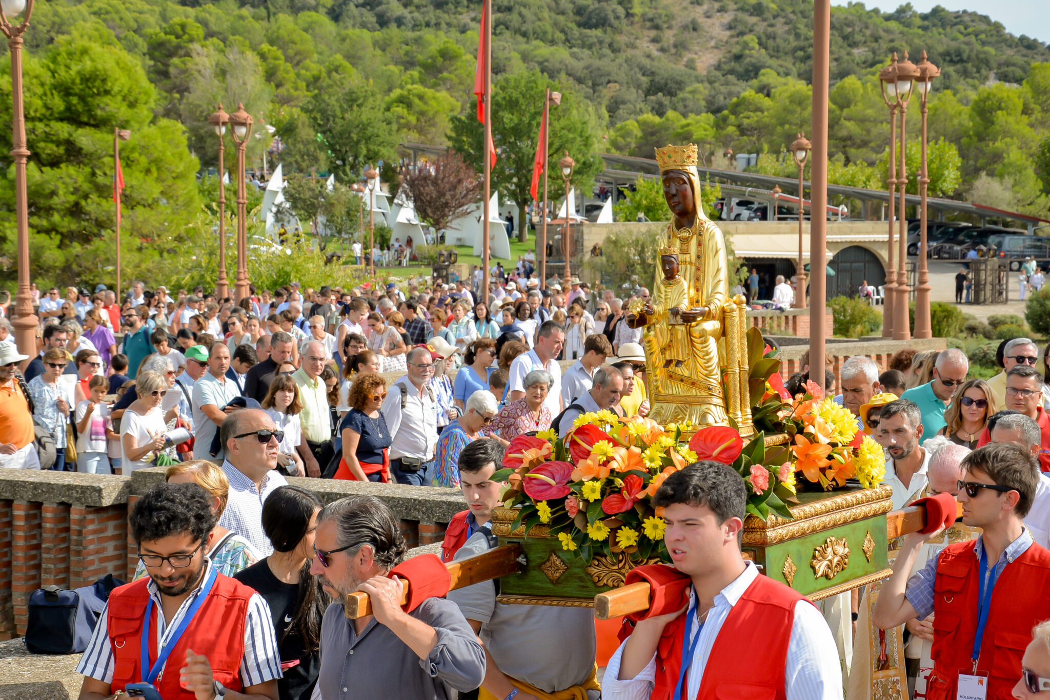 Rezo Del Rosario En La Jornada Mariana De La Familia En Torreciudadvirgen