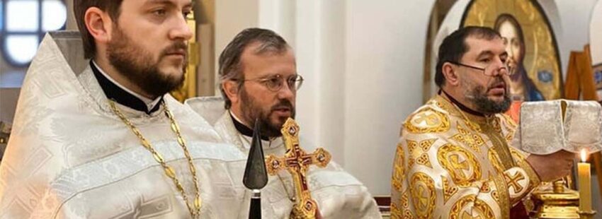 Moscú expulsa a un sacerdote defensor de la autonomía de la Iglesia ortodoxa ucraniana