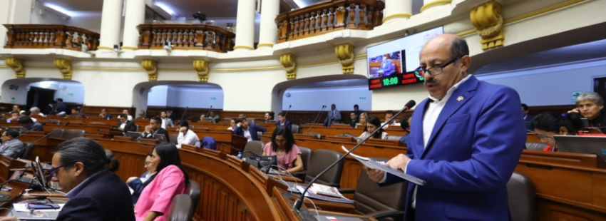 Los obispos de Perú llaman a la calma por enfrentamiento entre el Congreso y la Junta Nacional de