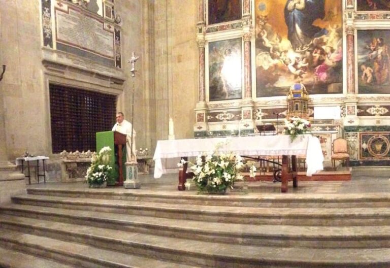 Poli Díaz, el cura abusado de Salamanca, rompe su silencio: “No soy un héroe, pero esto no se