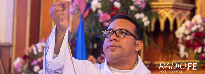 padre Álvaro Toledo