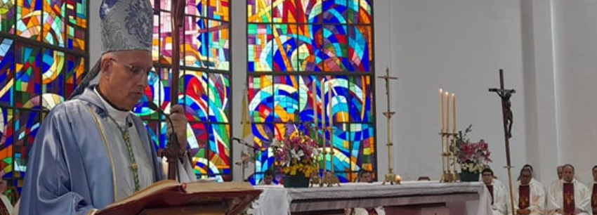 Argentina: el obispo castrense invitó a rezar una novena por la Patria, a días de las elecciones