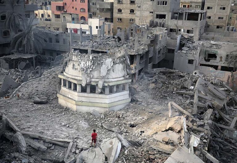 Justicia y Paz denuncia la “espiral de falta de dignidad, violencia, guerra y muerte” entre