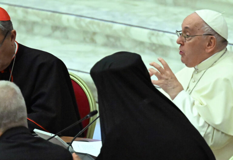 El papa Francisco en el Sínodo de la Sinodalidad apertura