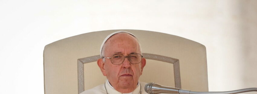 El Papa Francisco, en la Plaza de San Pedro, en la audiencia general del 11 de octubre