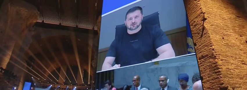 Zelenski zanja toda polémica: “Estaría encantado de que el papa Francisco viniera a Ucrania”