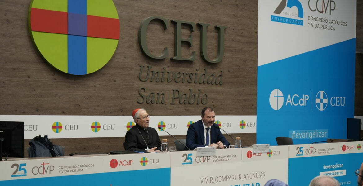 El cardenal Antonio María Rouco Varela con el catedrático José Francisco Serrano