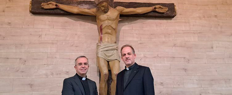 Ignacio Rojas y Gonzalo Villagrán, decano y ex decano de Teología de Loyola
