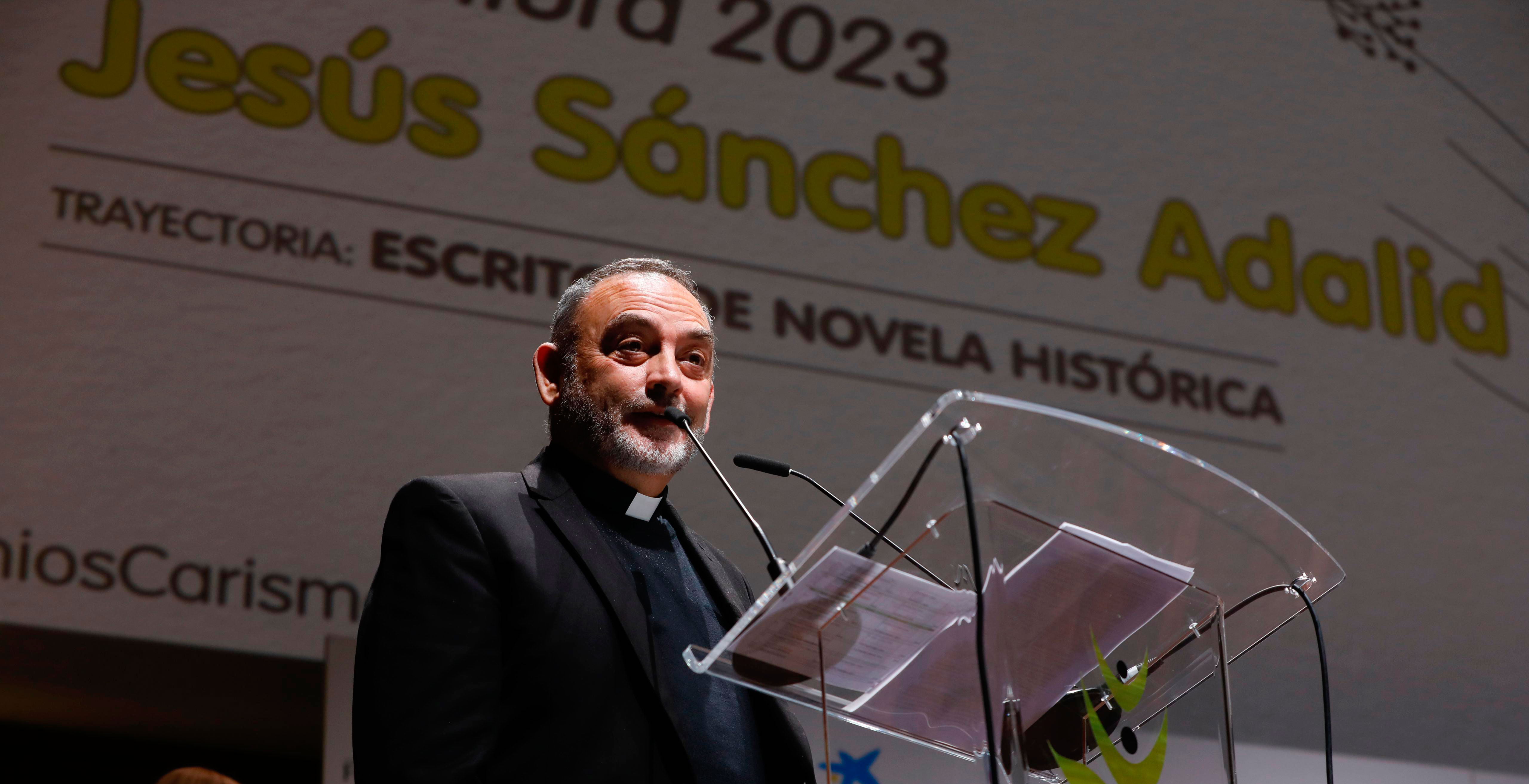 Jesús Sánchez Adalid Premio Carisma