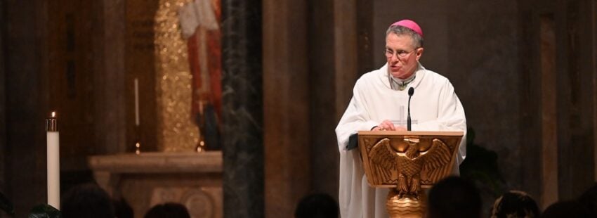 Timothy Broglio, presidente de la USCCB