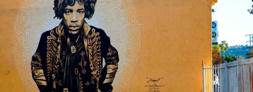 Mural retrato del artista Jimi Hendrix