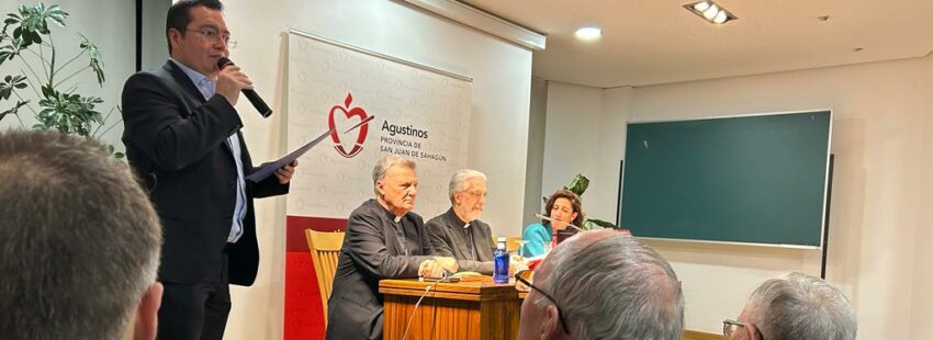 Mario Grech y Luis Marin en la presentación del libro de Juan XXIII