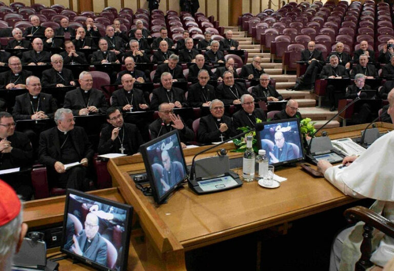 Cincelar a los curas del mañana