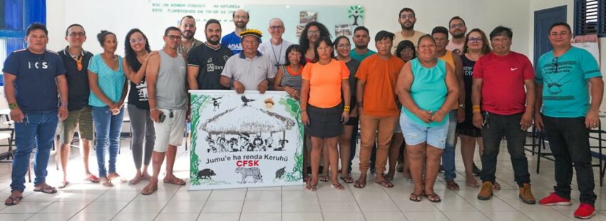 Iglesia brasileña visita al pueblo Ka’apor, amenazado por las mafias de la minería ilegal