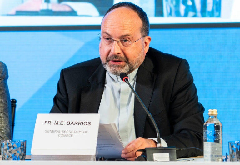 Manuel Barrios, secretario general de la COMECE en el Encuentro del Partido Popular Europeo en Santiago