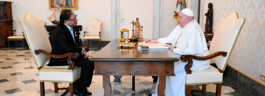El presidente de Colombia propuso al Papa celebrar diálogos de paz con el ELN en el Vaticano
