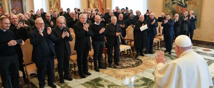 Audiencia del Papa a los Miembros del Instituto Secular Sacerdotes Misioneros de la Realeza de Cristo