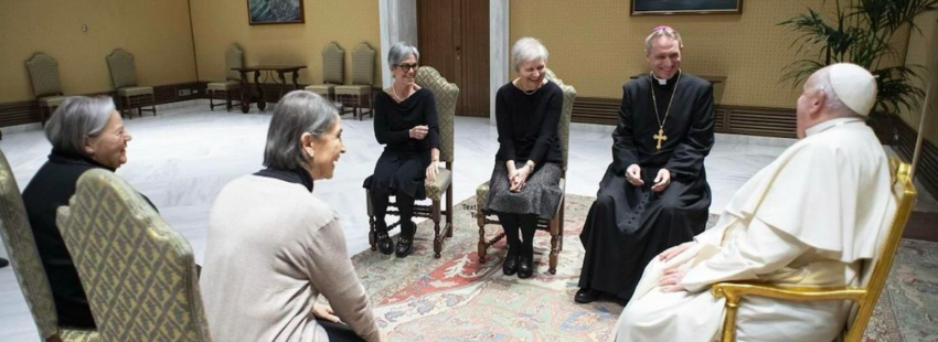 el papa francisco con georg ganswein