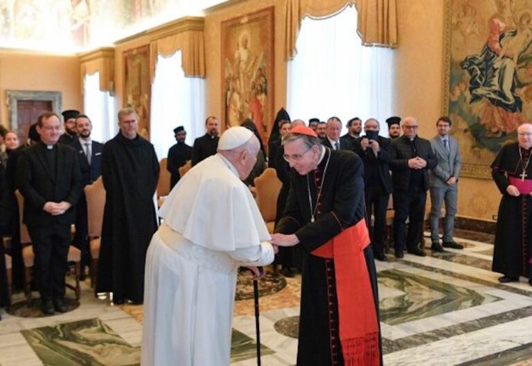 El Papa con Miembros del Comité Católico para la Colaboración Cultural con las Iglesias