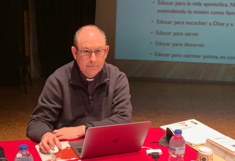 Francisco Romero: “Ojalá que en cada parroquia se institucionalice la catequesis de adultos”
