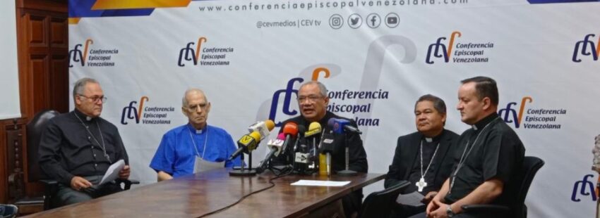 Obispos venezolanos lamentan que la “crisis humanitaria” continúa pese a los anuncios de