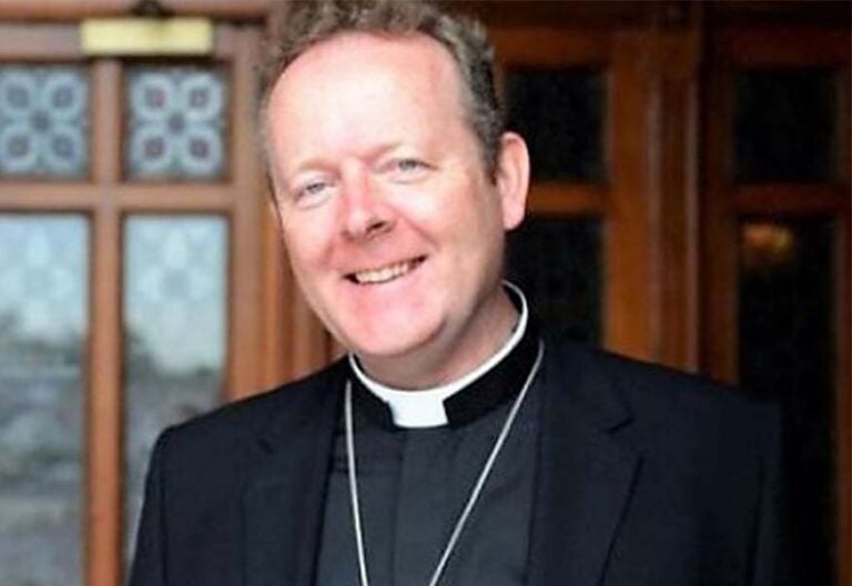 Los curas irlandeses dan una “calurosa bienvenida” a ‘Fiducia Supplicans’