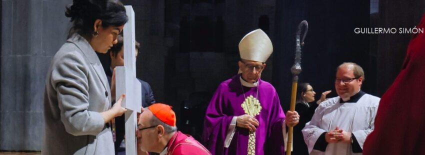 El patriarca latino de Jerusalén, el cardenal Pierbattista Pizzaballa, en la basílica de la Sagrada Familia