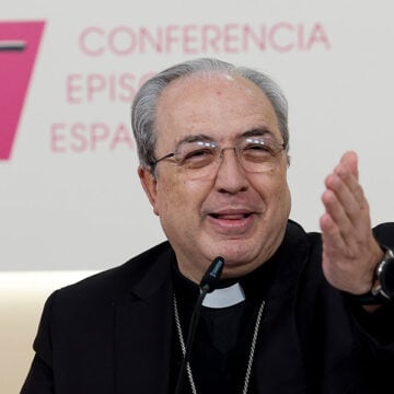 La Iglesia multiplica los panes y los peces: gasta en los españoles cuatro veces más de lo que