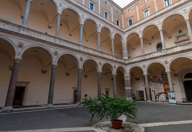 El Papa adapta el Tribunal de la Signatura Apostólica a la reforma de la Curia