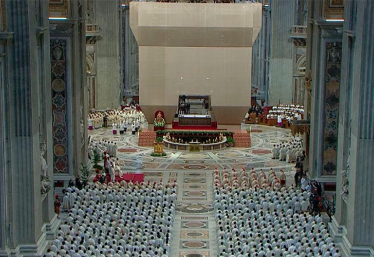 La basílica de San Pedro renueva sus estatutos en sintonía con la reforma de Francisco