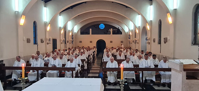 Los obispos argentinos al Papa: “Compartimos tu dolor y preocupación por la violencia”