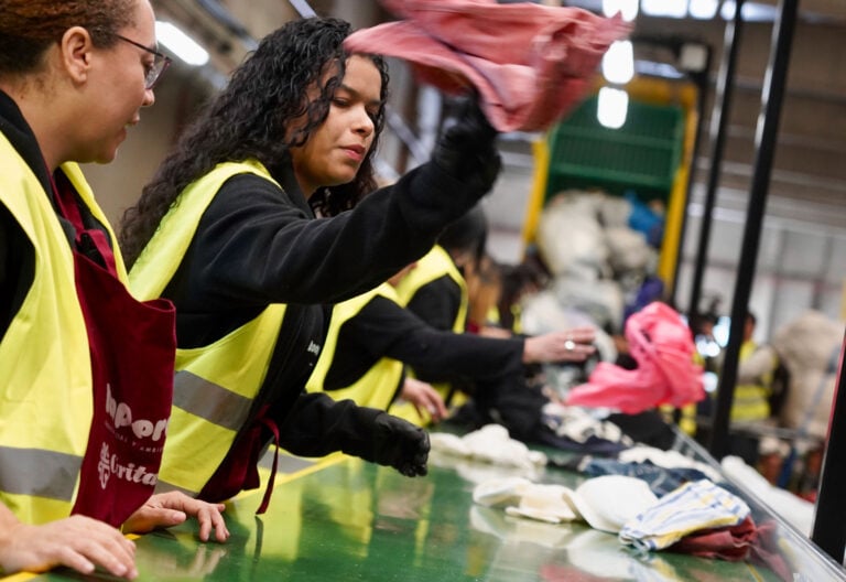 Cáritas ‘recicla’ a 13.266 personas en riesgo de exclusión para el mercado laboral