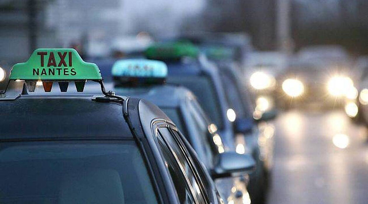 Taxi_Nantes_1