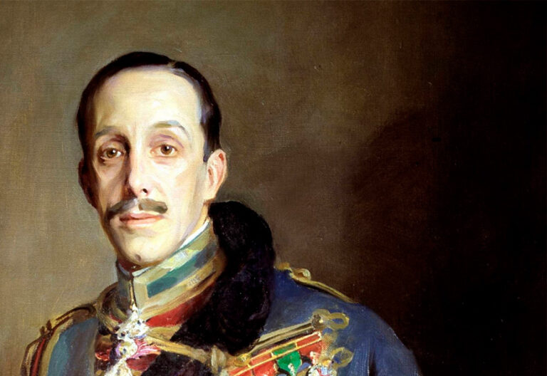 Alfonso XIII pidió al Padre Pío que curara a sus hijos