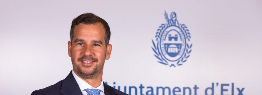 Una cofradía de Elche estudia medidas contra un concejal que habría “mantenido relaciones”